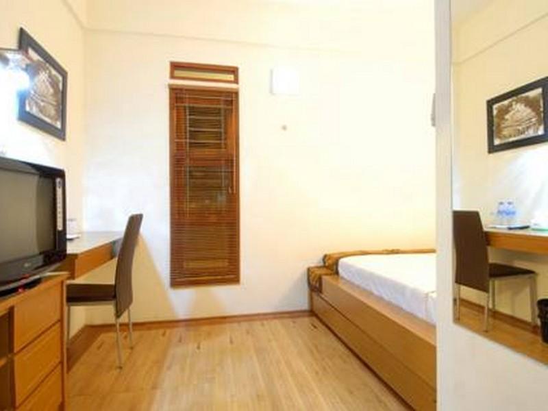 Tempat Tidur & Sarapan Rumah Tawa Syariah *